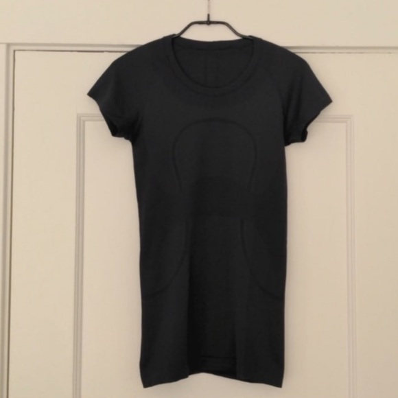 Lululemon dark navy swiftly tech - Picture 1 of 3